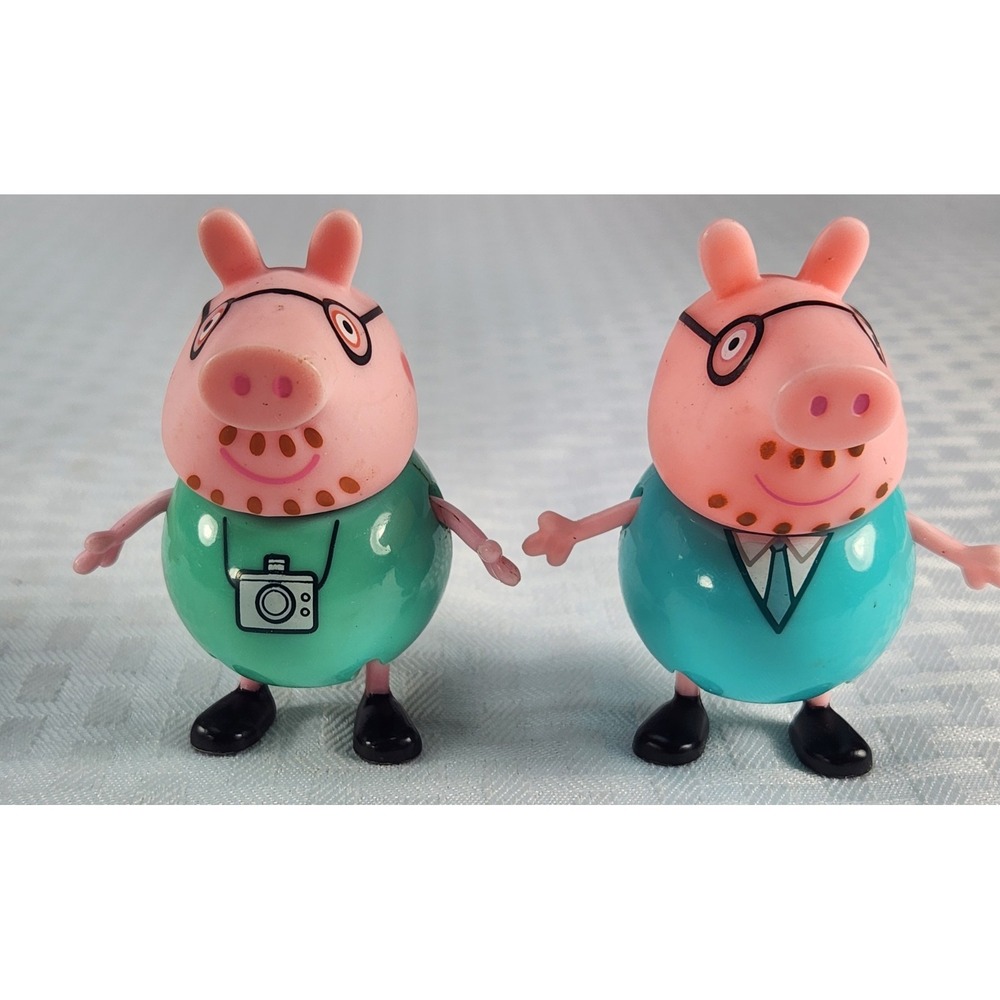 RARE Daddy Pigs-One Without The Red Ring Around His Eye
